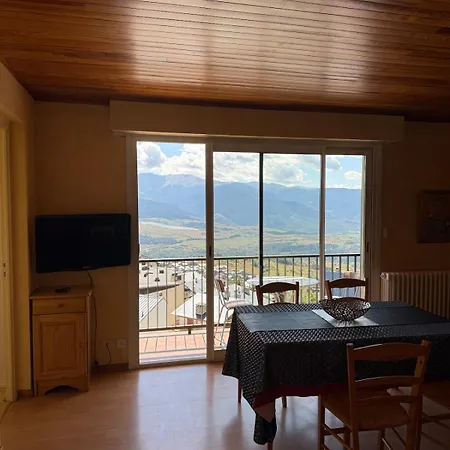 Apartment T3 Hypercenter With Fireplace, Mountain View